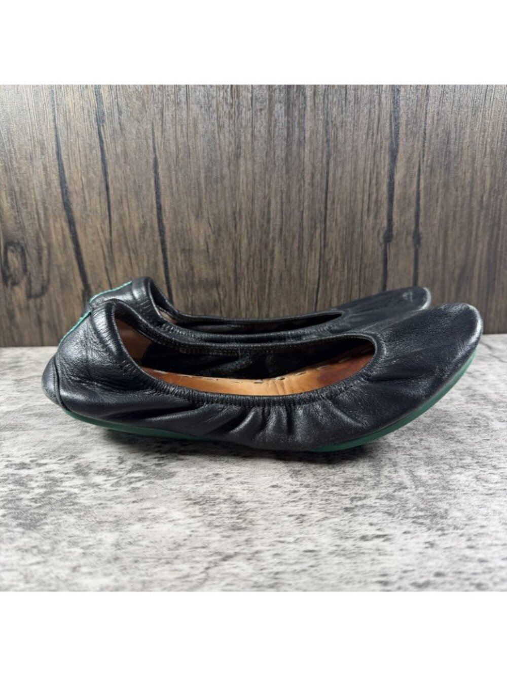 Tieks by Gavrieli Black Leather Ballet Flats Slip On Womens Size 6 Foldable - Picture 3 of 9